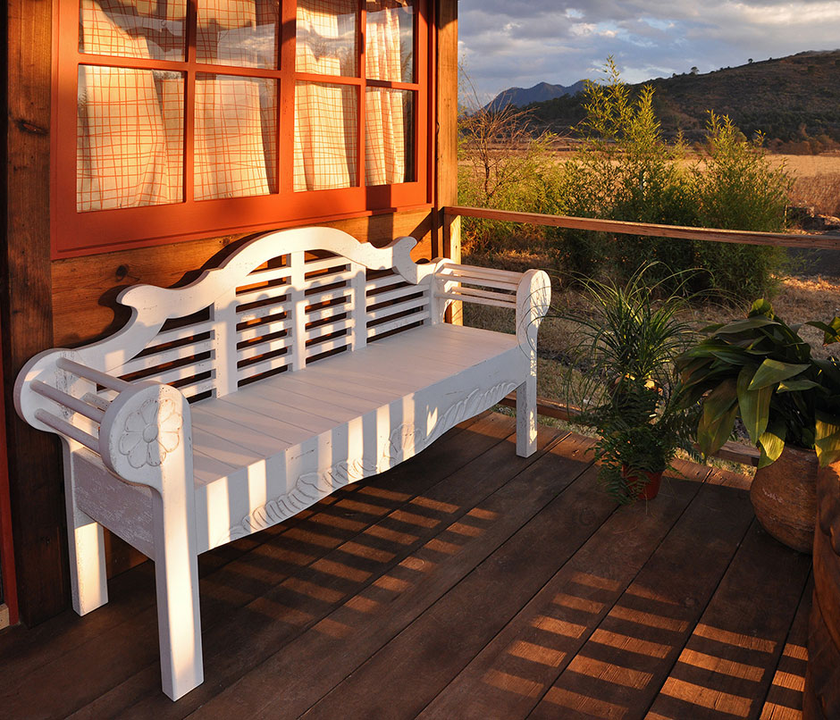 Talavera Planter on Bench